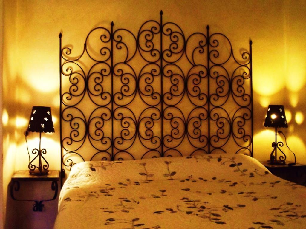 La Maison Aux Volets Bleus Bed & Breakfast Venasque Eksteriør bilde